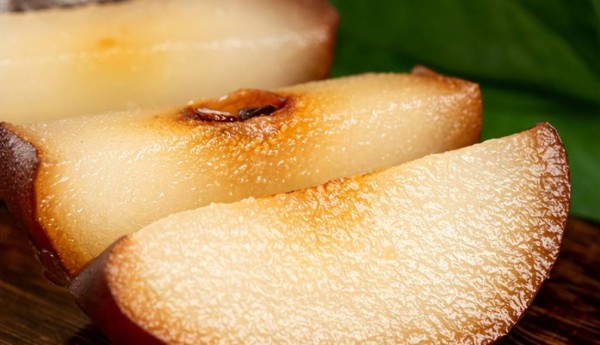“尔滨”的冻梨是什么梨？梨家族还有哪些好吃的品种？